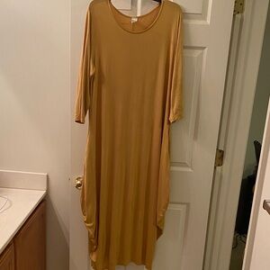 Her Clothing Gold Women's Maxi Dress